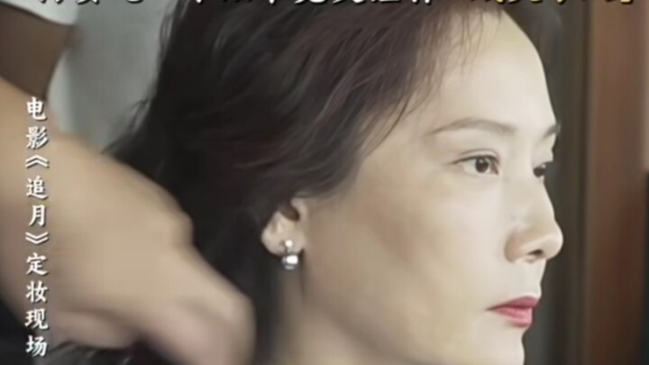 【He Saifei】To achieve the best results, she opted to forgo a more glamorous makeup look.