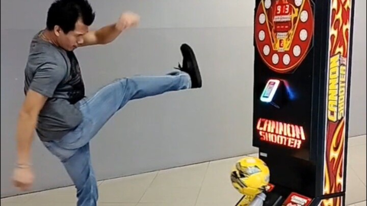 Punch, kick, hit โปรแกรมวันหยุดของเรา วันที่23 พ.ย. 2568 #punch #kick #hit #ตู้เกมส์