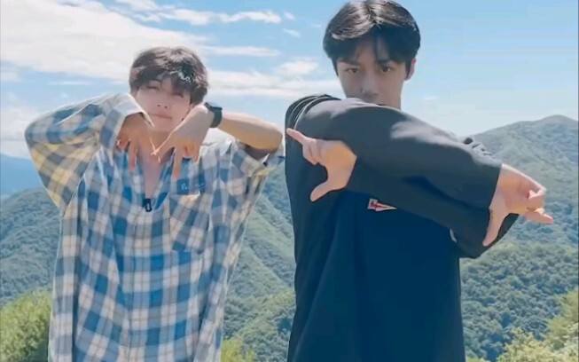 230809 Thử thách “Love me a little” – Yoon Jeonghan [monsta_x_514 TikTok]