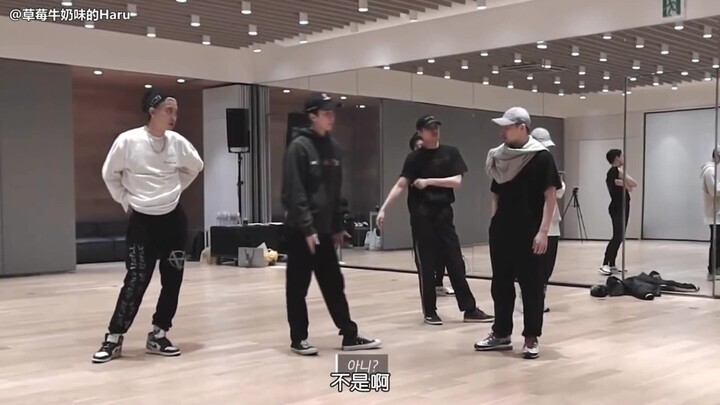 EXO practice room! Sehun: “Teacher, I have a question to ask!” The youngest member looks so cute as 