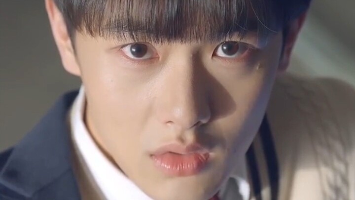 EP.05 The reunion had… other plans.Student–teacher by day. Ex-crush by night. Same guy.