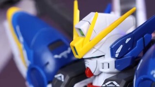 Even passers-by said it was a cool Gundam! Bandai MG card version of the Zero Wing!