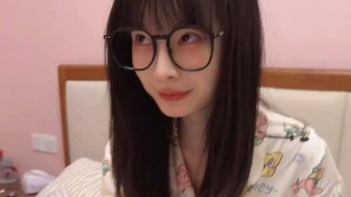 Q: How much did she earn?