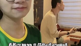 Cô gái thị trấn nhỏ của bạn có muốn một chú lợn đen được xử lý bằng dầu không?