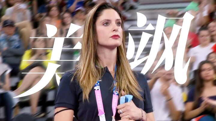 Đẹp mà cũng ngầu quá đi! Phát hiện điểm số có vấn đề, lập tức lao lên tranh luận! Vóc dáng và nhan s