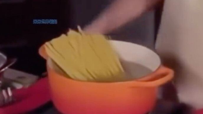 ظلال الطفولة