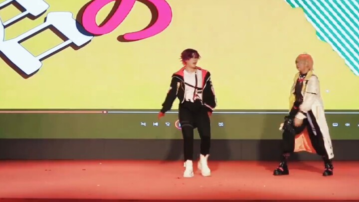 [Coffee Group Cosplay] ロキ｜Cùng bạn, bản phác thảo vũ đạo tại nhà tái hiện video ít béo của người dẫn