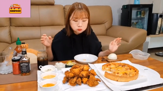 Mukbang pizza và thịt gà chiên #anngon