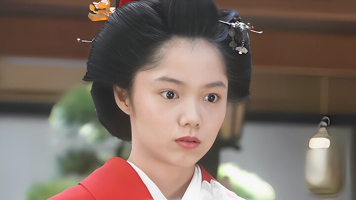 ในละครเรื่องนี้ ทุกคนต่างพูดว่าแม่ทัพเป็นคนโง่ แต่มีเพียงคัตสึฮิเมะเท่านั้นที่รู้ว่าสามีของเธอนั้นเก