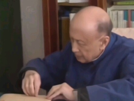 Nhóm phương trình vi phân riêng phần mà “Thần Vi”韦东奕 nghiên cứu chỉ thực sự được đánh giá đúng tầm n