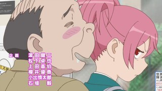 妹子第一天上学就遇到了“电车**”