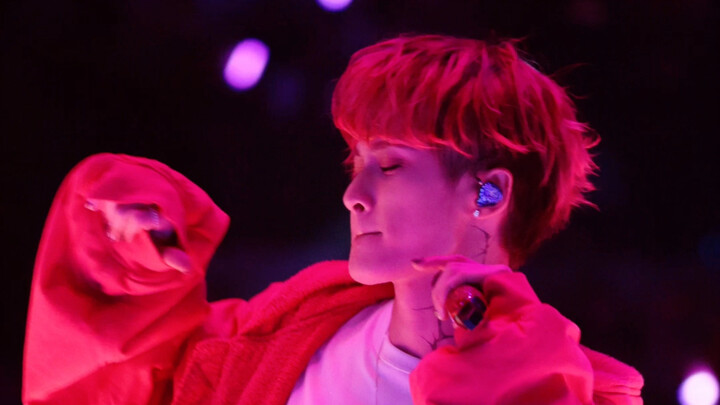 [Tan Jianci] Chengdu 4K HD direct shot of "Neon Sweetheart"! It touched my heart~