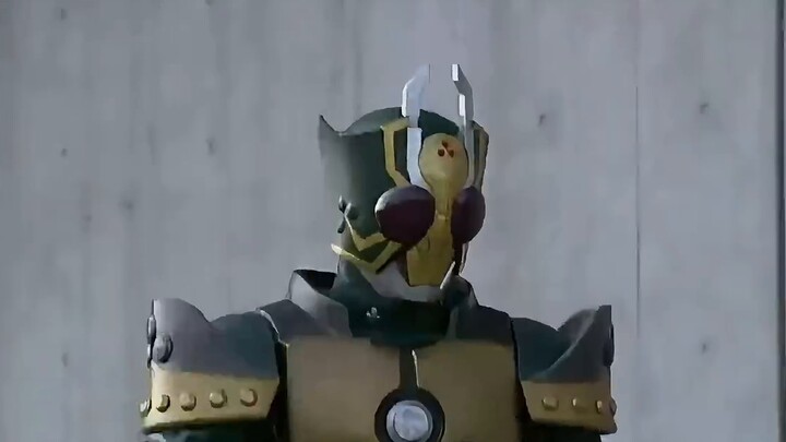 Kamen Rider Sword: "It's so smooth, this feeling"