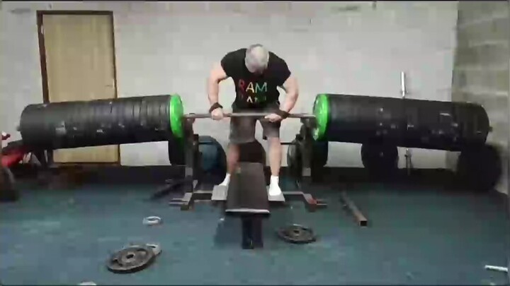 ชายต่างชาติสุดแกร่ง จาย ศรีราม ยกเดดลิฟต์ 970 กก.