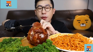 Mukbang mì cay và gà nướng #anngon