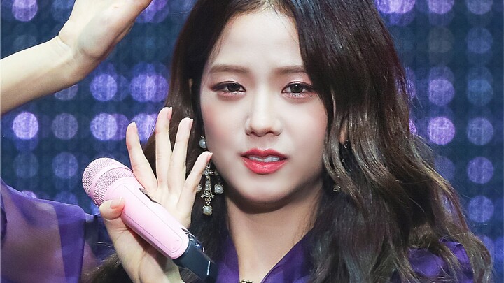 【จีซู JISOO】ระหว่างทัวร์คอนเสิร์ต คุณมักจะเข้มแข็งกลั้นน้ำตาไว้เสมอ แล้วคอยเช็ดน้ำตาให้น้องสาวๆ แทน