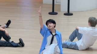 เมื่อคุณใช้เพลงเดียวเพื่อแก้ไขสรุปสิ้นปีของ Kpop ของคุณ