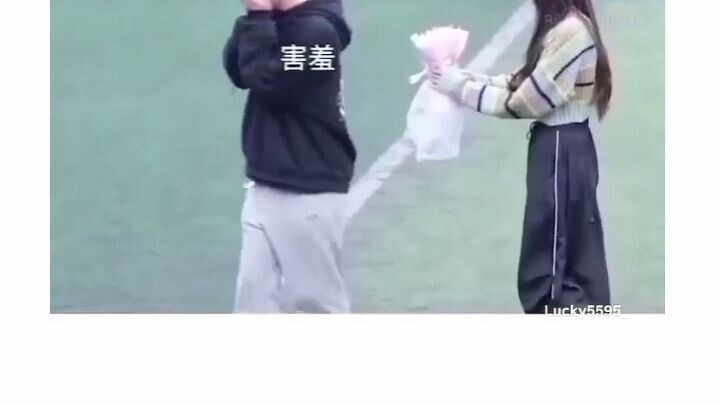 me or my friend😚😚😘😘