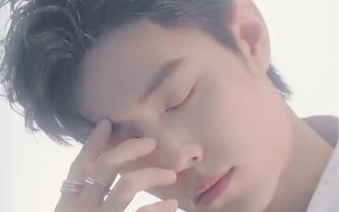 Xiao Zhan // Absolutely perfect hands