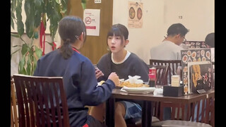 相爱相杀的小姐妹