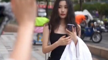 Tantangan makeup off oleh wanita cantik Tiongkok yang membuat netizen Korea geram