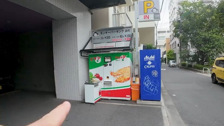 What kind of review would Italians give to Japan’s “pizza vending machines”?
