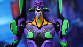 مرت أربع سنوات تقريبًا ولا تزال صلبة كالحديد، إذا اخترت آليون الأول من سلسلة Alloy، يمكنك تجربته. في