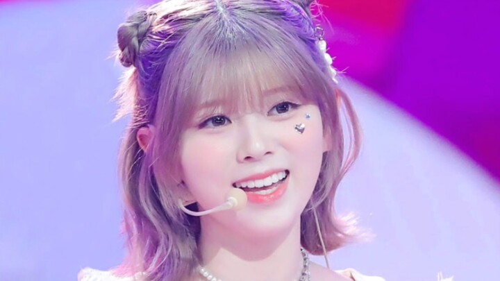 A vegan rookie who debuted as the second-place winner of a talent show! Popular member with a sweet 