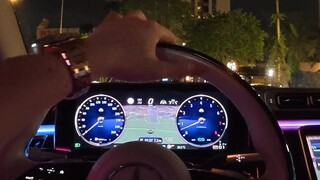 การขับขี่ Maybach แบบสมจริงด้วยมุมมองบุคคลที่หนึ่ง