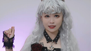 دعني أجرب لوليتا ذات التصميم القصير من الأمام والطويل من الخلف قليلاً