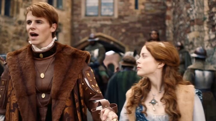 13: Having a mom with zero boundaries—even the king is at a loss.