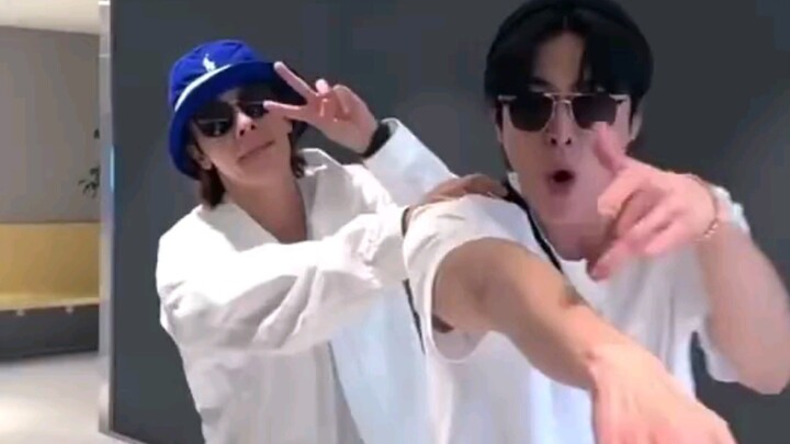 Akhirnya menunggu merah dan biru! Jung Yunho & Lee Donghae "Vuja De" Challenge