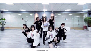 【创造营2020 】丝芭传媒《睫毛弯弯》练习室版 私服版超好看的！又甜又帅气！
