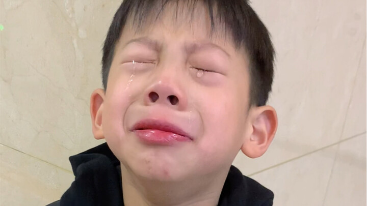 "Kasus Berdarah yang Dipicu oleh Sebatang Pensil"