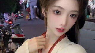 สาวน้อยน่ารัก