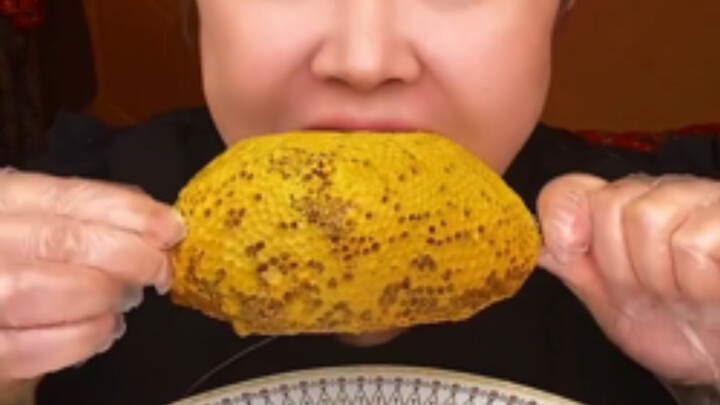 Năm streamer ăn uống bị “mất vị giác” – trừ khi thực sự không còn cảm nhận được mùi vị, nếu không th