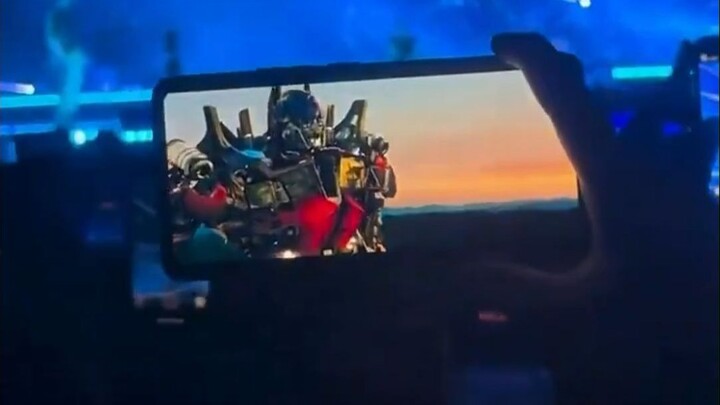 Watching Transformers at the Linkin Park Concert