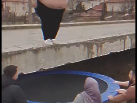 "Humanity Pays Respects to Heaven and Earth"