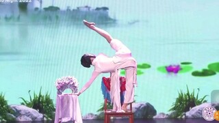 [Performance] Solo Dance @ Tsinghua University CNY Dinner Night