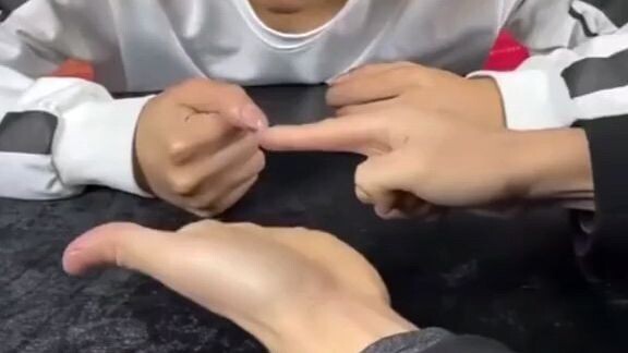 Ang galing mag magic Kaso may Daya hahahhahah