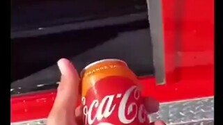 我就说嘛！里面肯定有人！