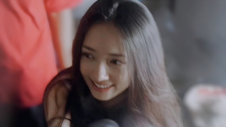 Many people grew long, straight black hair just because of Bibi Zhou — the EXE Girl!