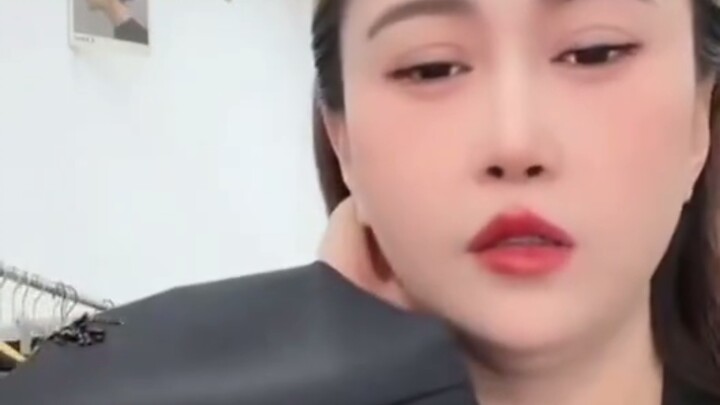 Sister Wangzha’s final livestream: the last three minutes before her passing—countdown. Life is impe