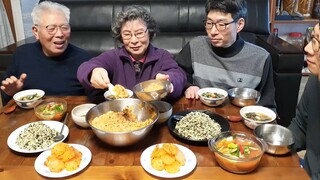 아! 옛날이여~! 추억의 버터 김치밥 먹방 (아욱국, 봄동 오이물김치, 두부 김무침) Kimchi Fried Rice Mukbang / Korean Food Recipes