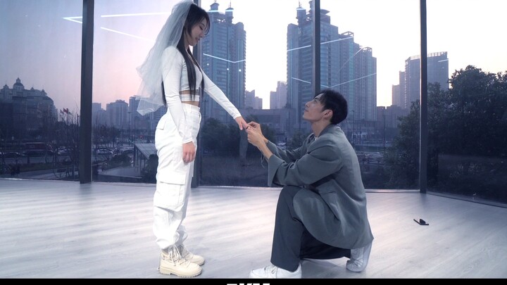 【5KM】我们不要在一起了，我们结婚吧～！！Xavier&KIKI甜蜜编舞 #太阳《Wedding Dress》情人节的素材给你们准备好了！！