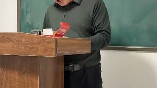 Tidak sengaja memutar suara, mental langsung hancur