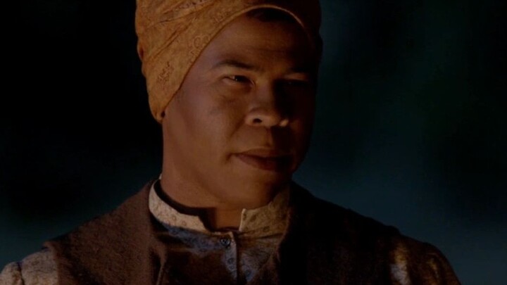 Black Brothers and Black Slaves: As we all know, the founder of parkour is actually an old black wom