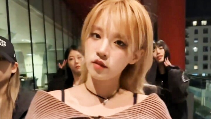 (G) I-DLE's handsome Yuqi danced to "Paint The Town Red" in London