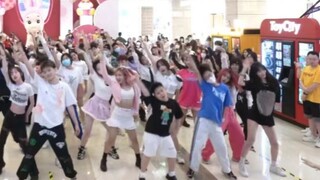 [(G)I-DLE] Have all the cars on the road been hit by KPOP people? ? ! TOMBOY Random Dance | Sing alo