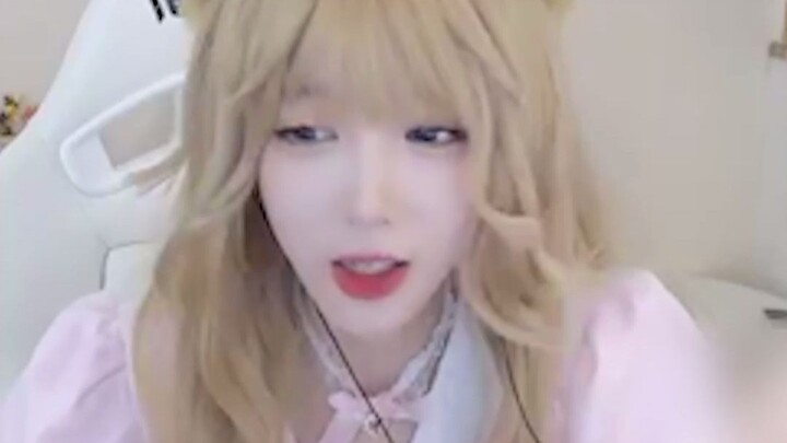 我今天就要跟王纪超比比，谁更有女人味儿！